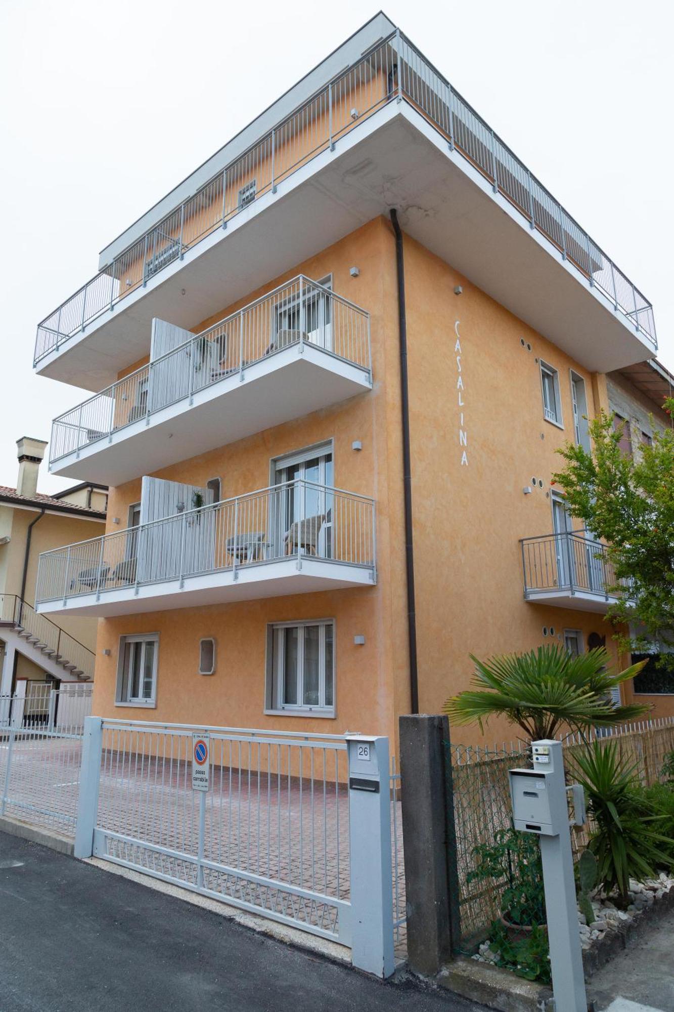Casalina 2 Apartman Lido di Jesolo Kültér fotó